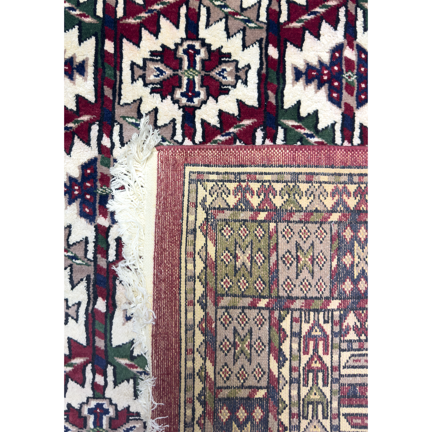 Pak. Bokhara Yamut Rug - 4 x 6 ft