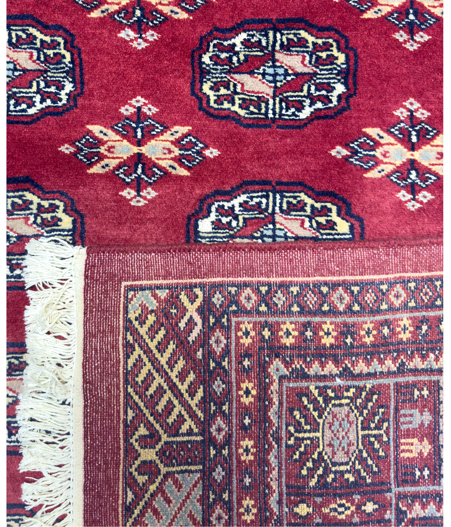 Pak. Bokhara Mori Rug - 4 x 6 ft