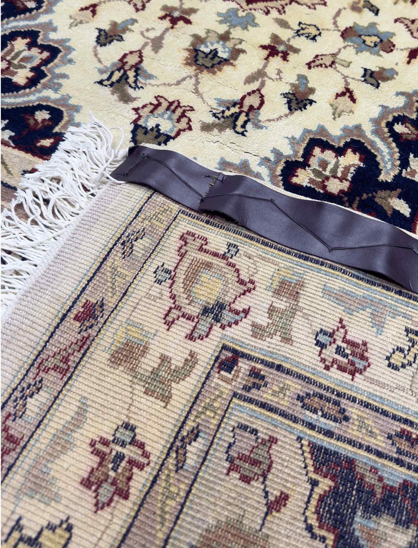Modern Bakhtiari Rug - 4 x 6 ft
