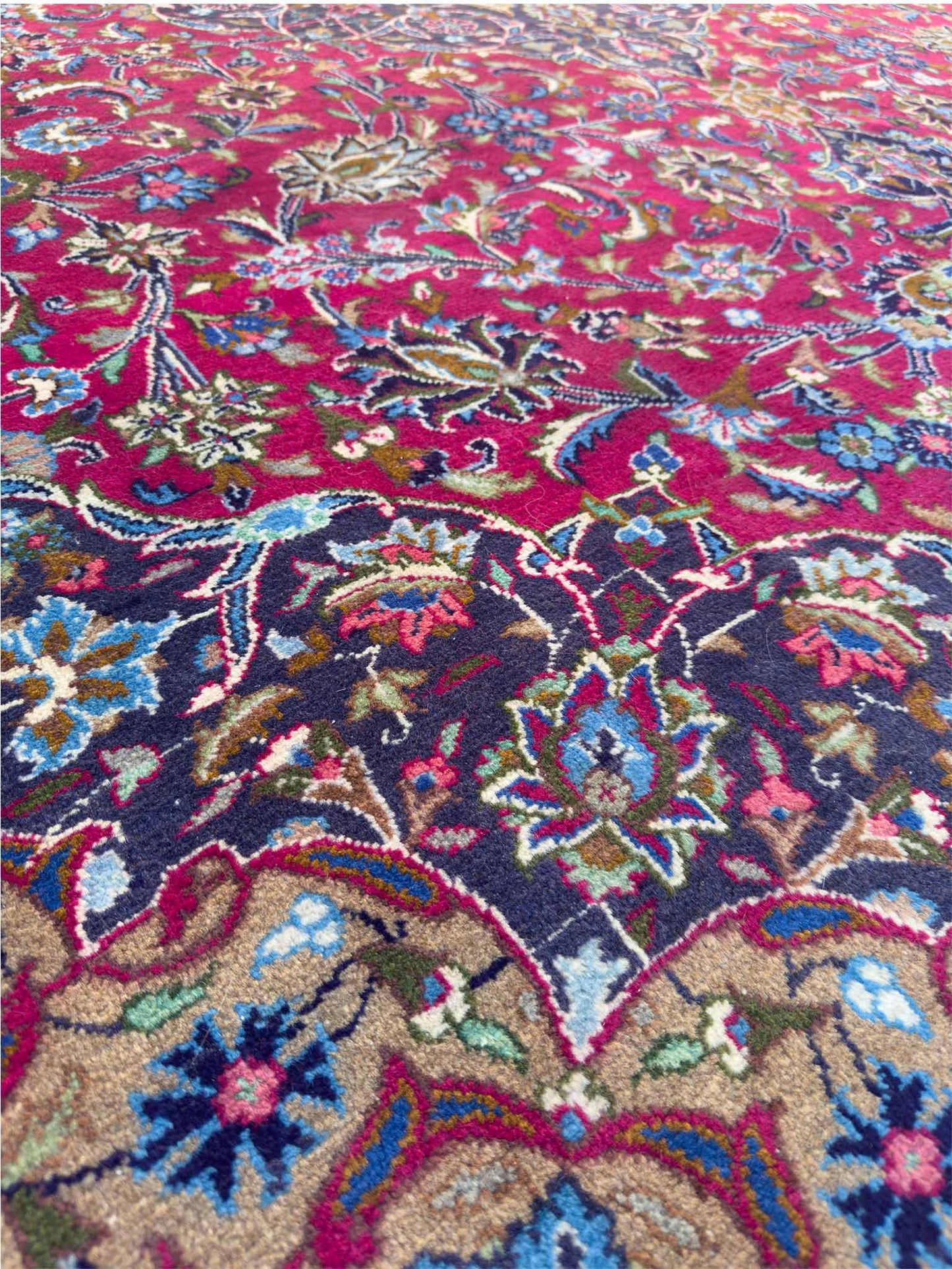 Kashan Rug - 10 x 12 ft