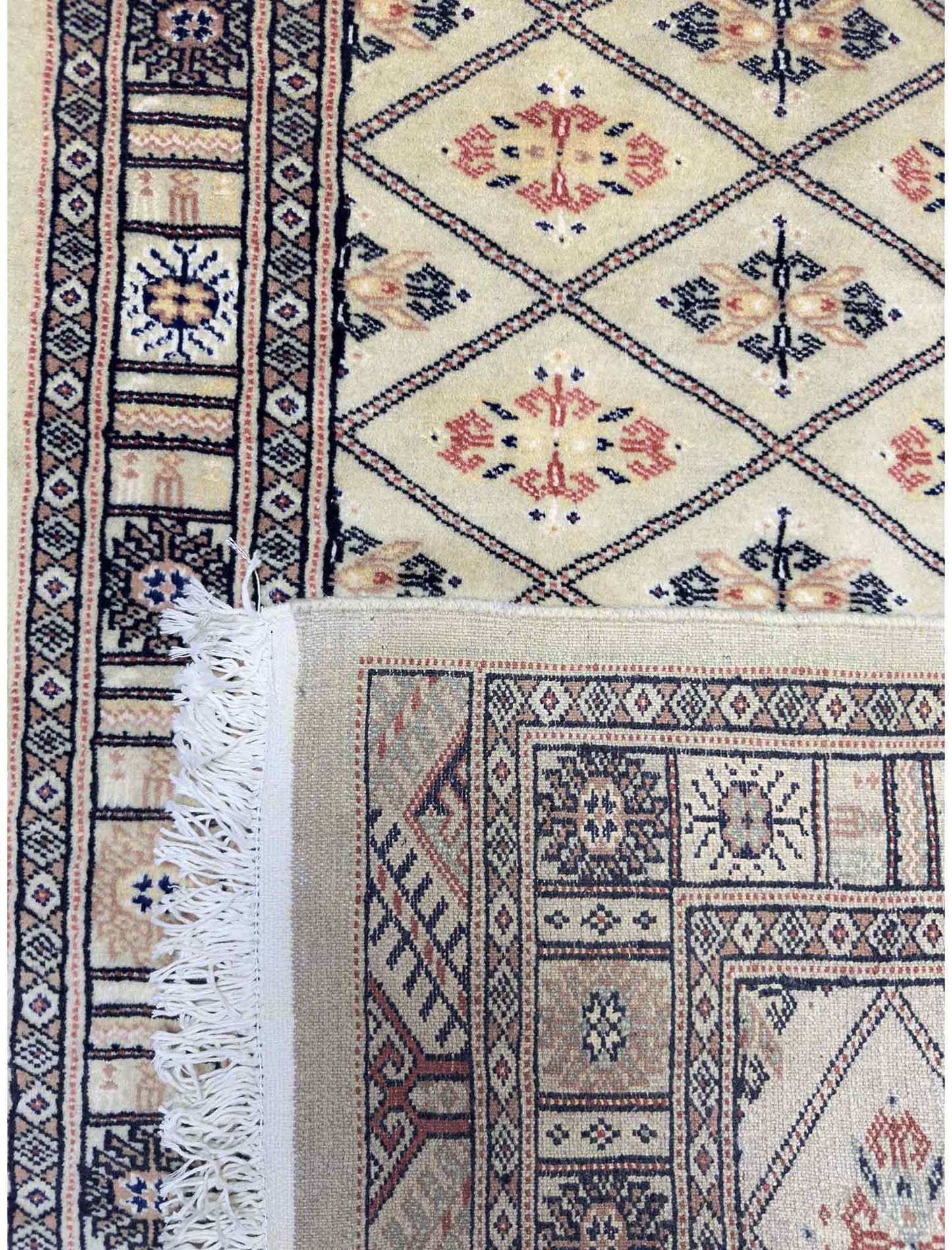 Chirri-Jaal Rug - 2.5 x 4 ft
