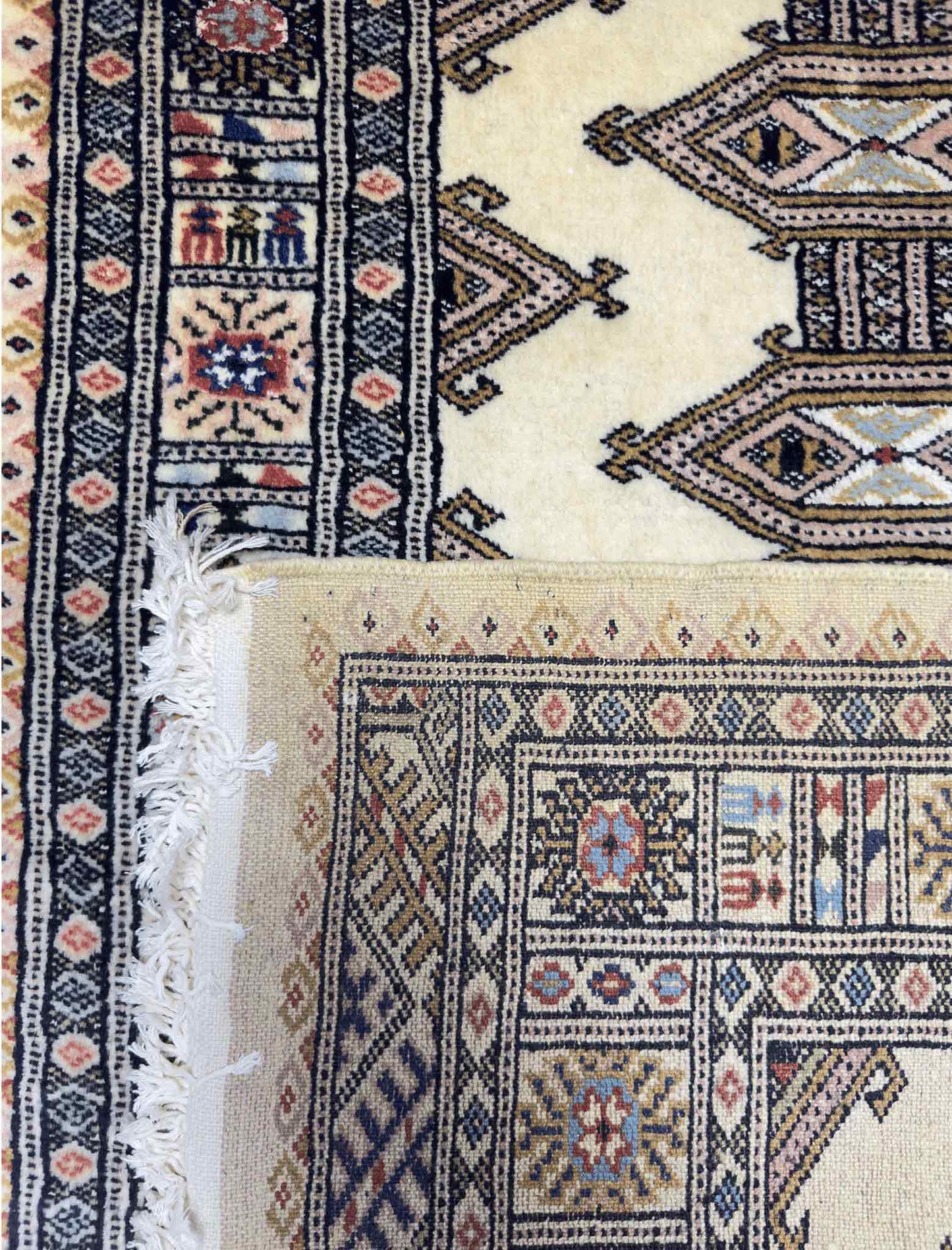 Zahi-Shah Rug - 2.5 x 4 ft