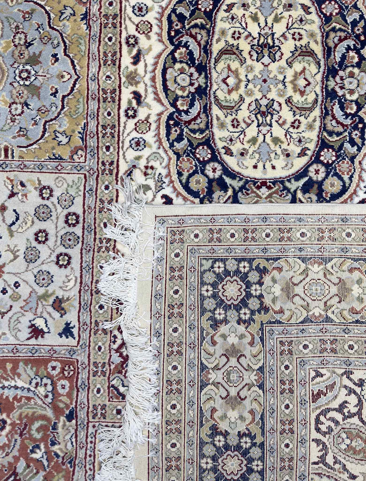 4-Garden Khesti Rug - 9 x 6 ft