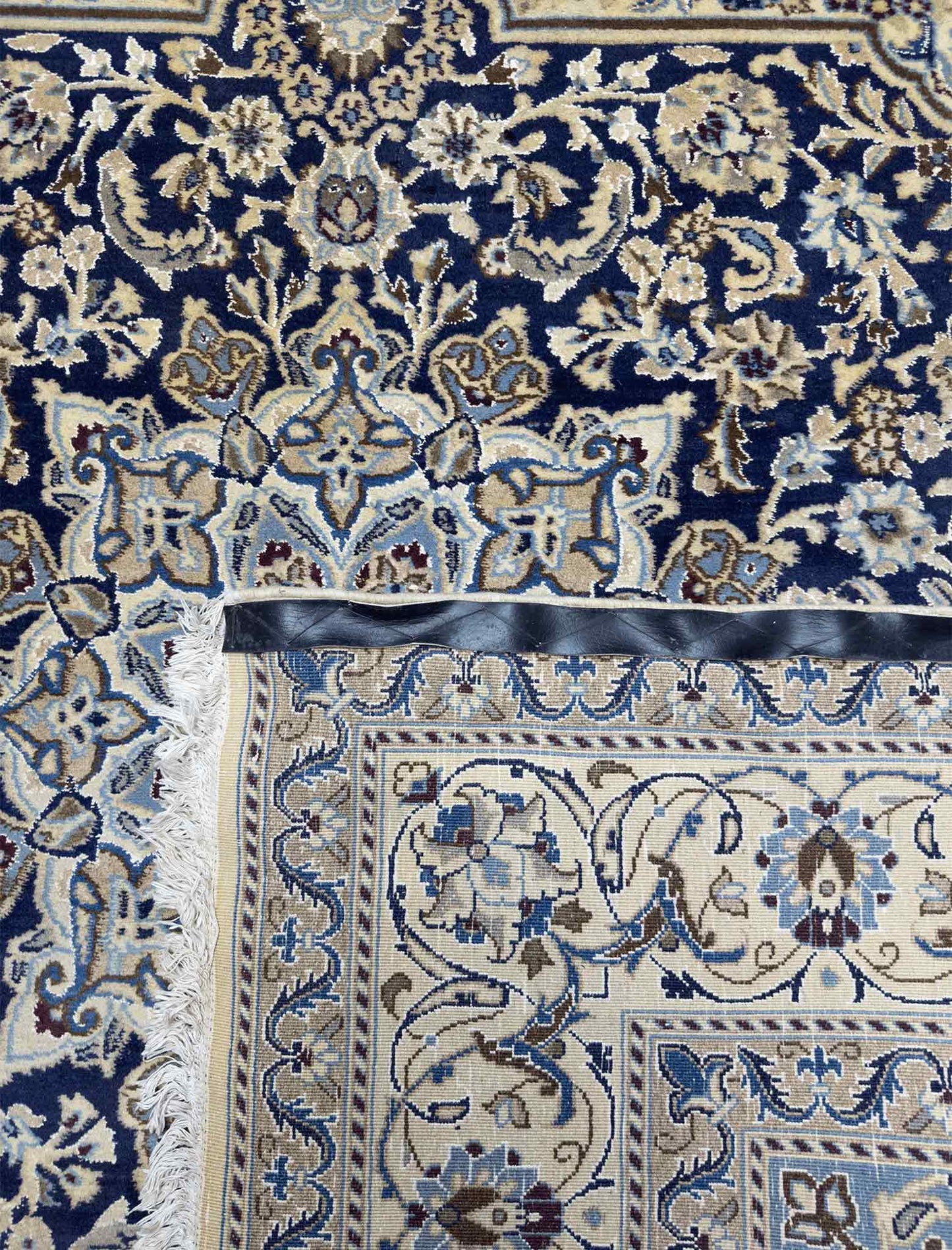 Persian Nain Rug - 6.5 x 6.5 ft
