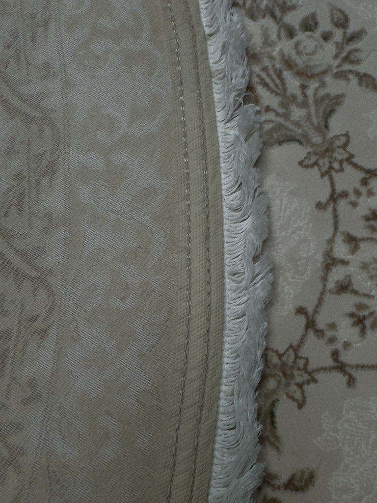 Traditional Floral Rug - 5 x 5 ft