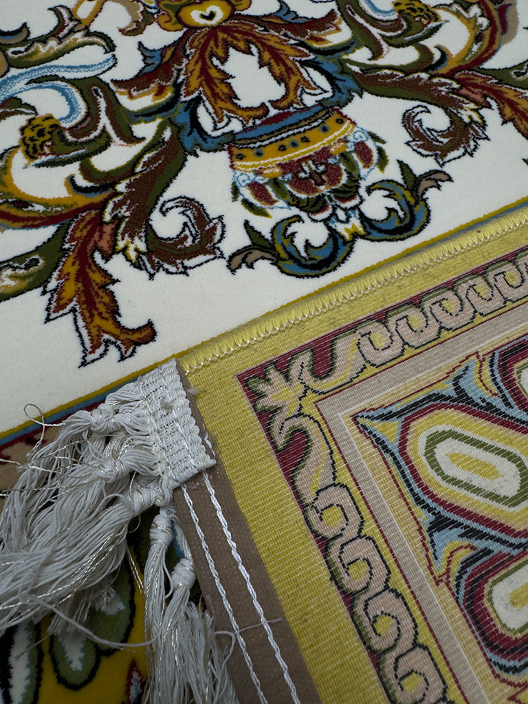 Modern Versace Rug - 5 x 7 ft
