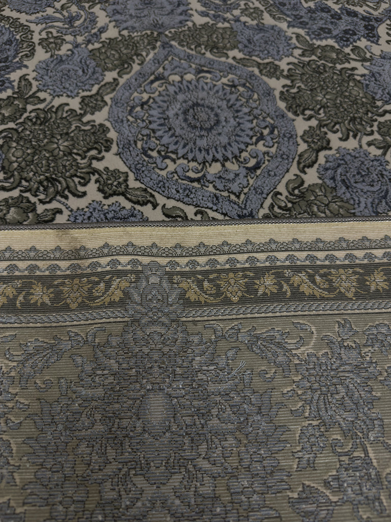 Traditional Floral Rug - 5 x 7 ft
