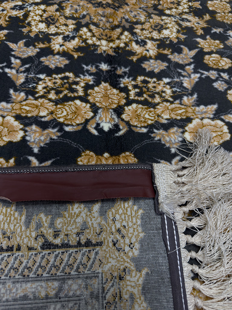 Traditional Floral Rug - 5 x 7 ft