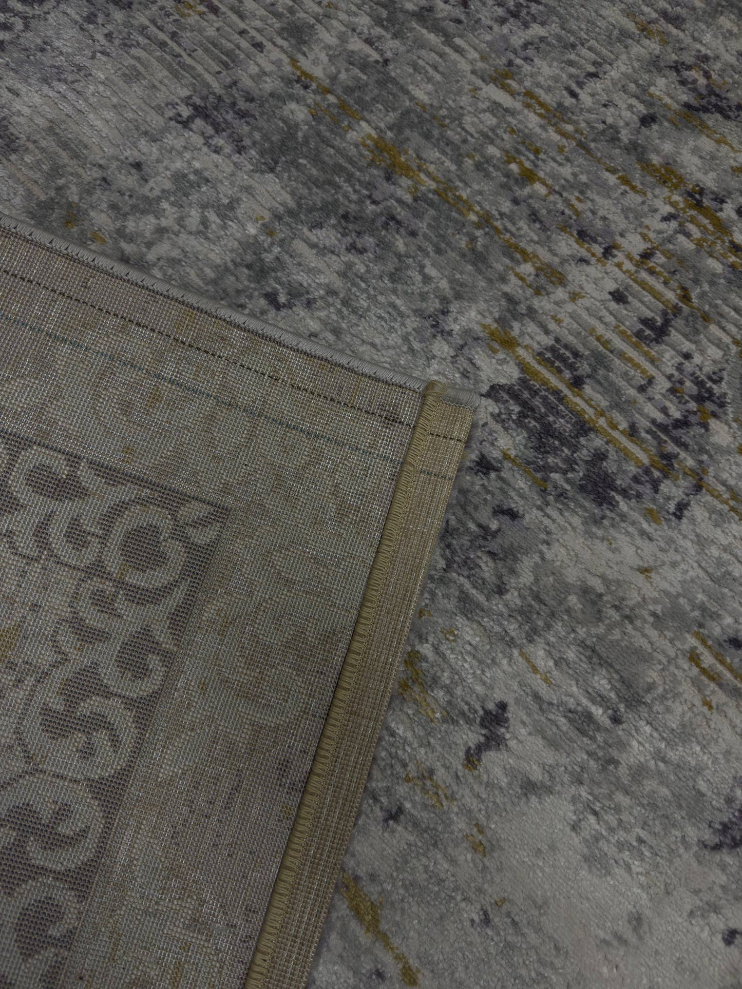 Modern Vintage Rug - 7 x 10 ft