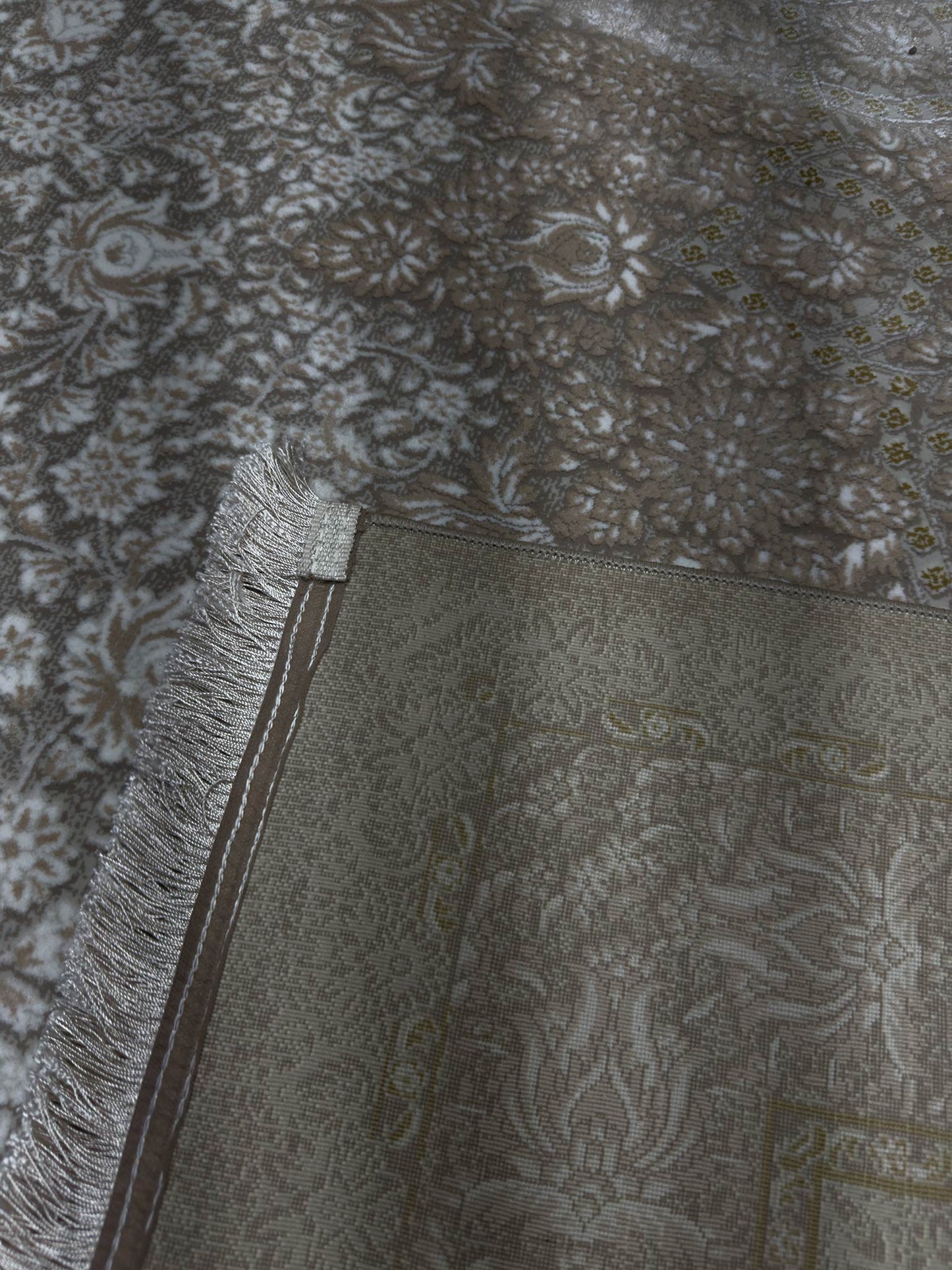 Transitional / Vintage Rug - 7 x 10 ft