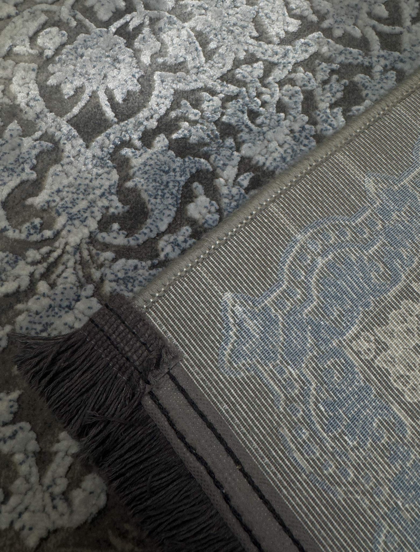 Modern Vintage Rug - 7 x 10 ft