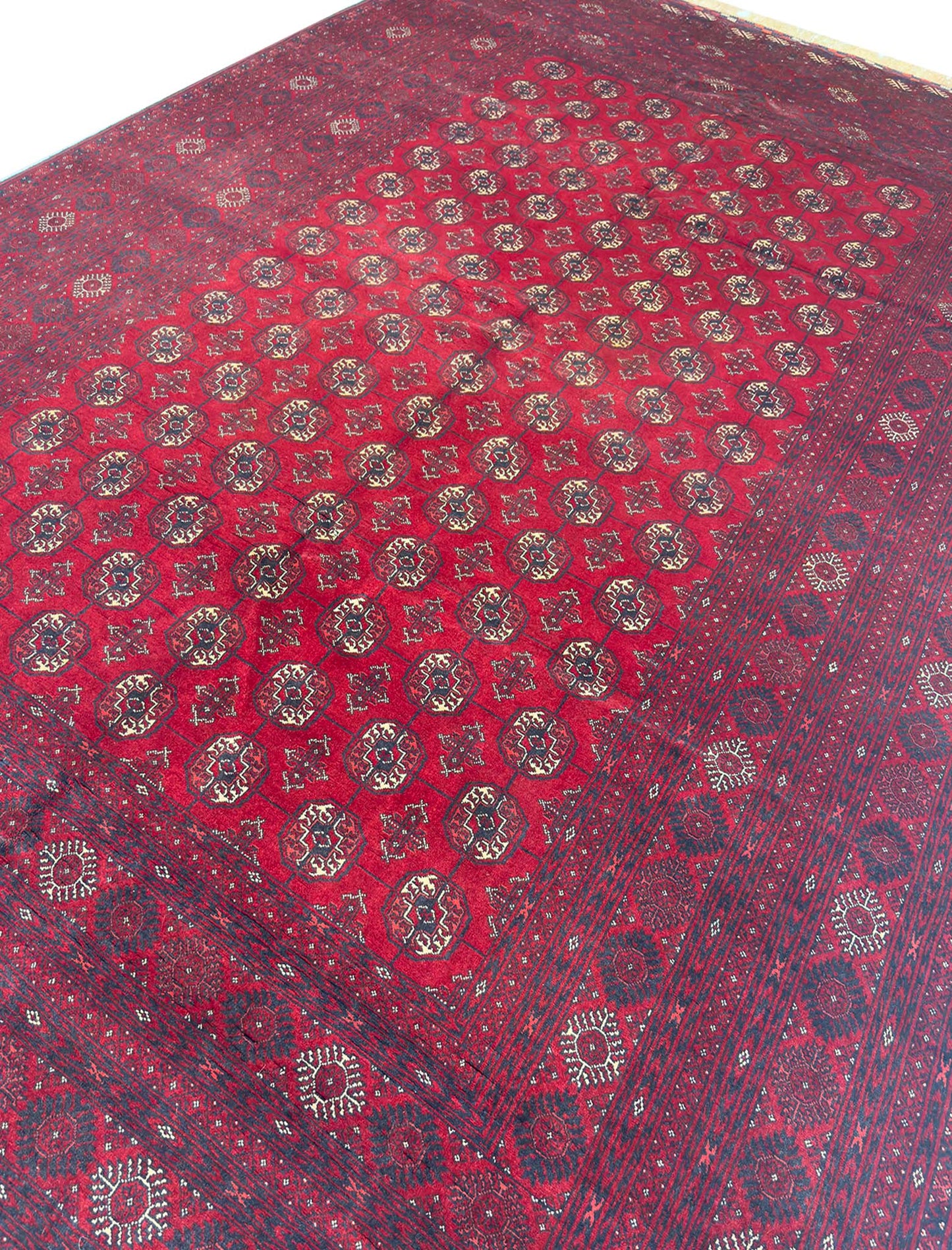 Original Turkeman Silk Rug - 7 x 10 ft