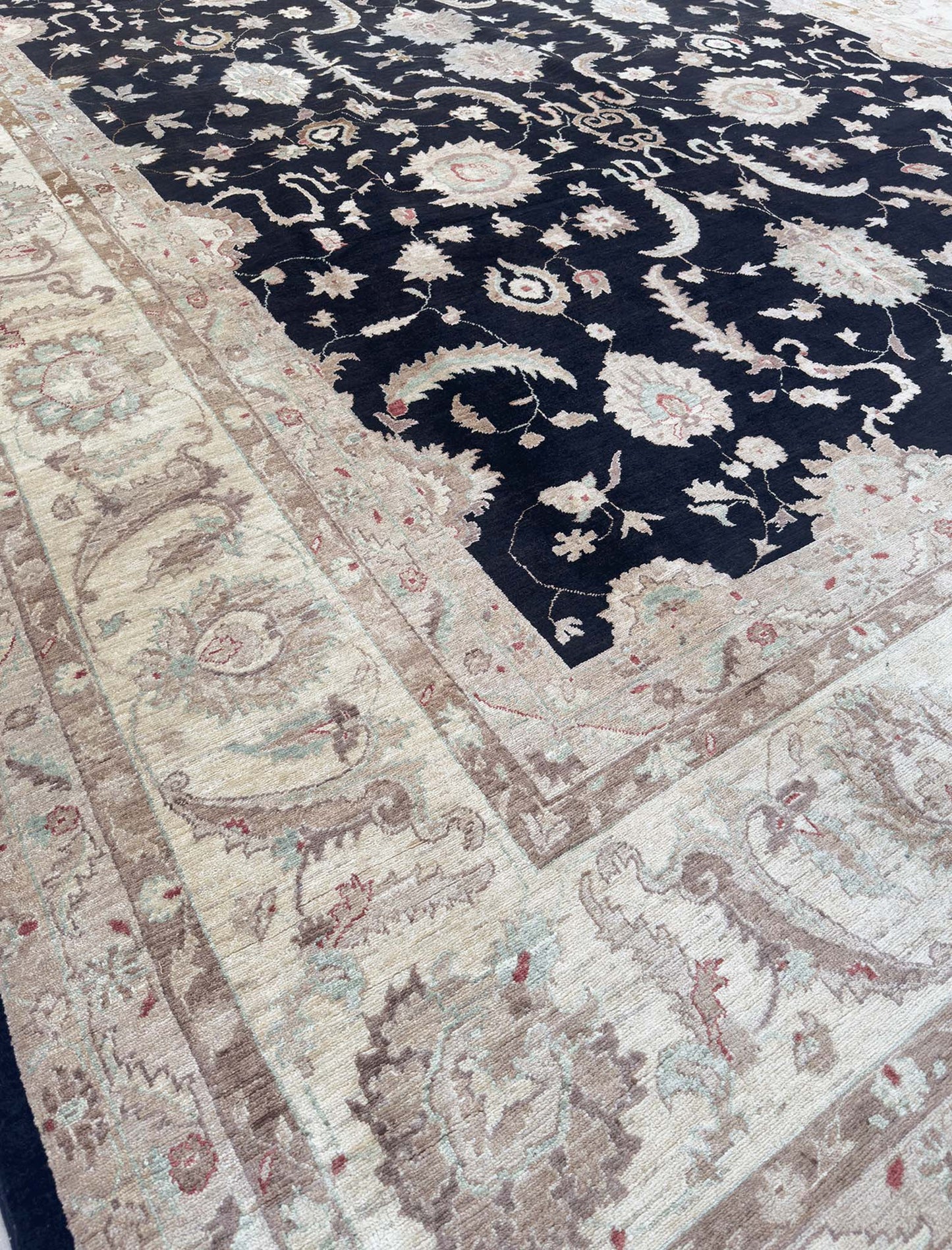 Royal Chobbi Rug - 17 x 12 ft