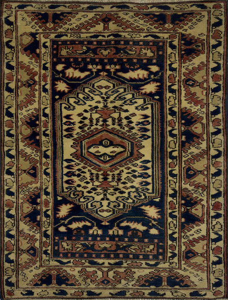 Turkish Mehrab Rug - 4 x 2.5 ft