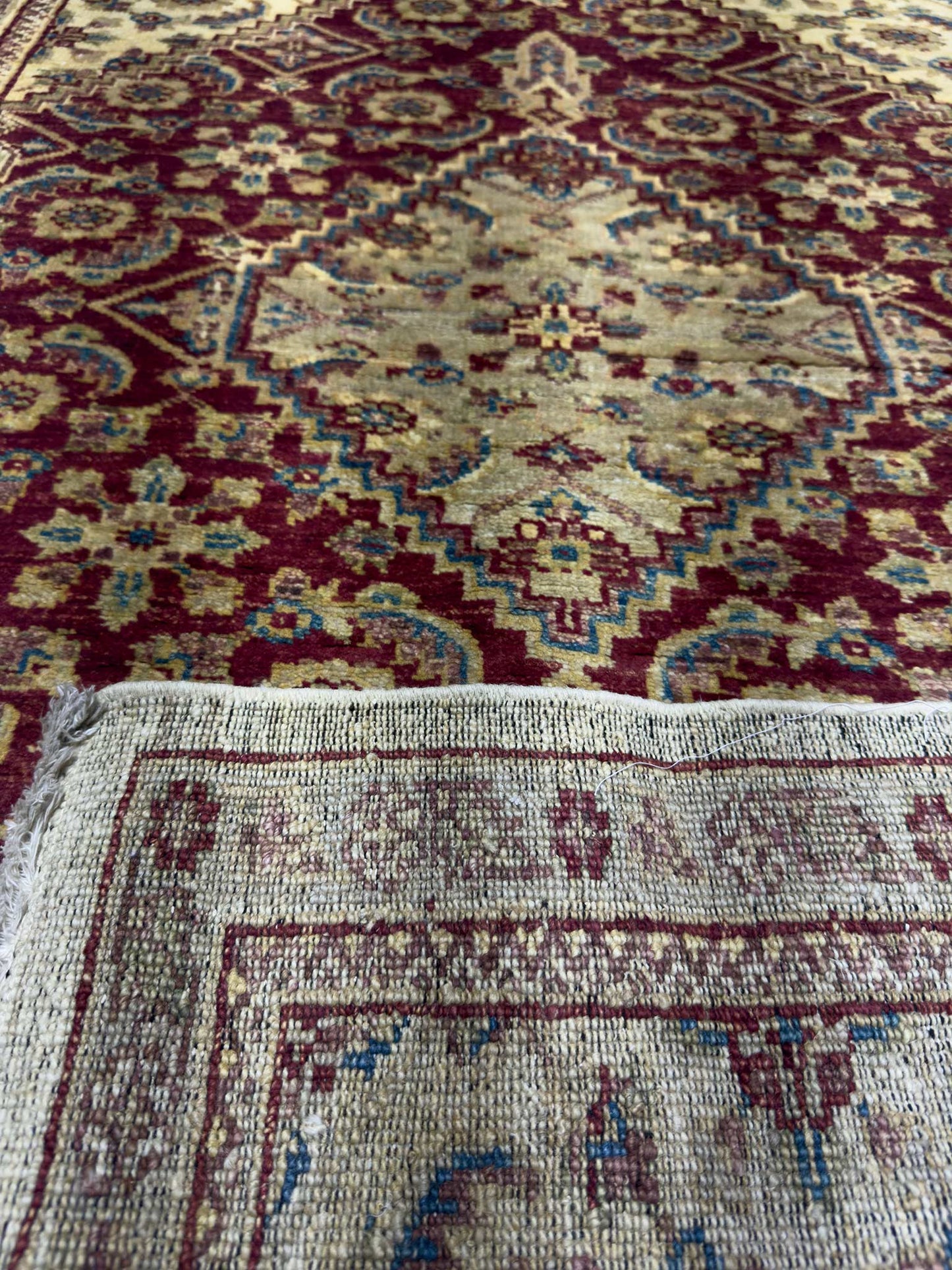 Chobbi Zeigler Rug - 3 x 5 ft