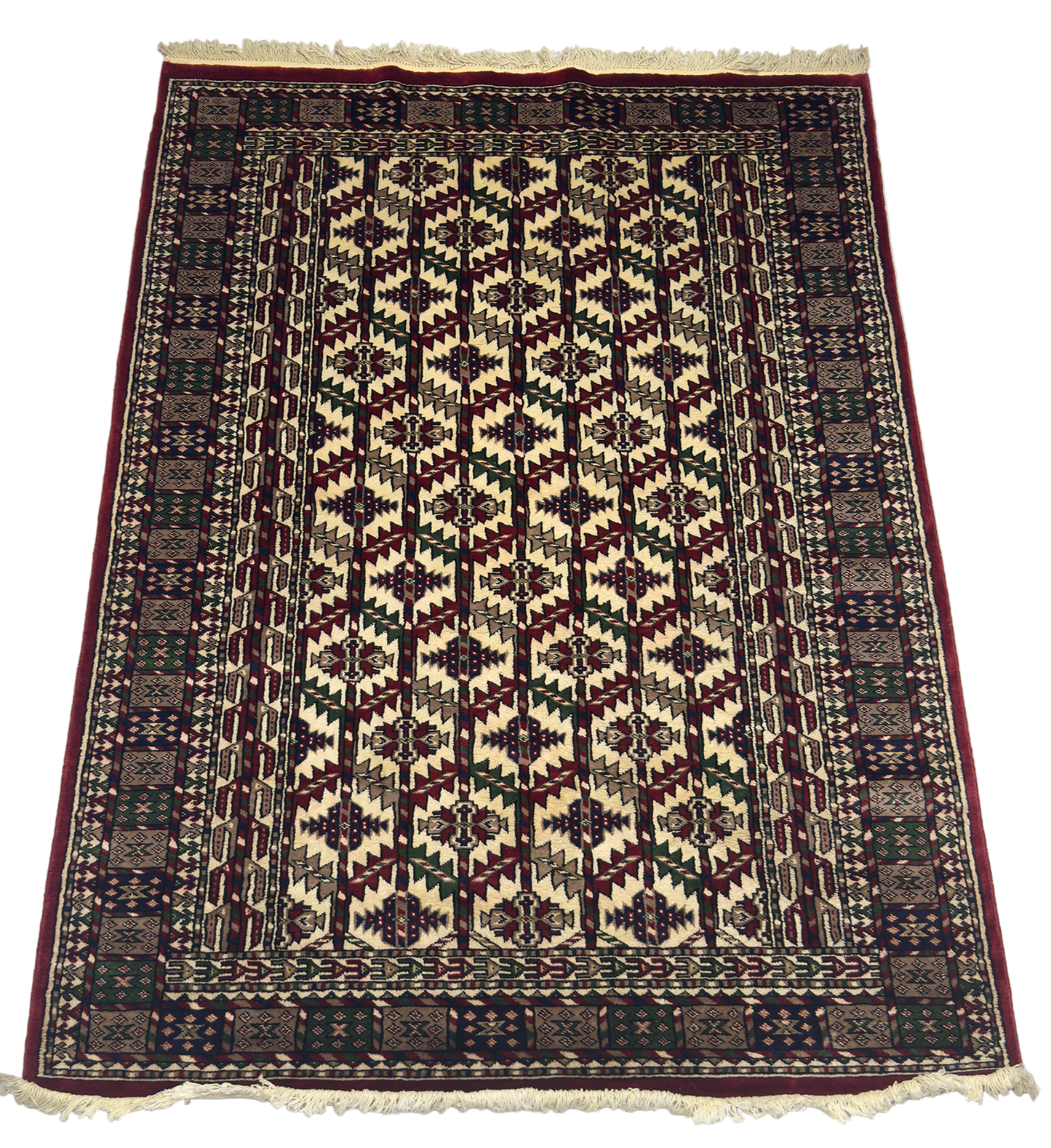 Pak. Bokhara Yamut Rug - 4 x 6 ft