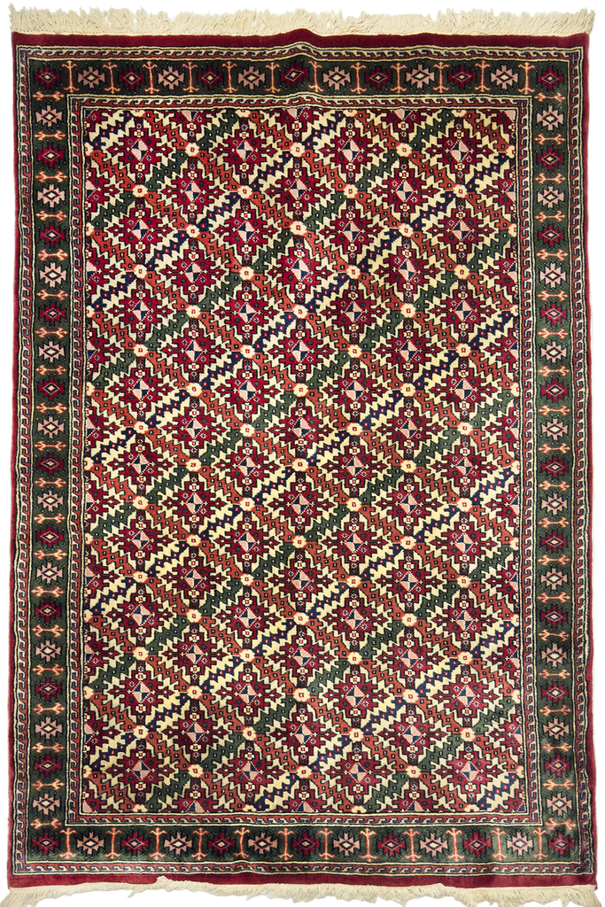 Yamut Bokhara Rug - 4 x 6 ft
