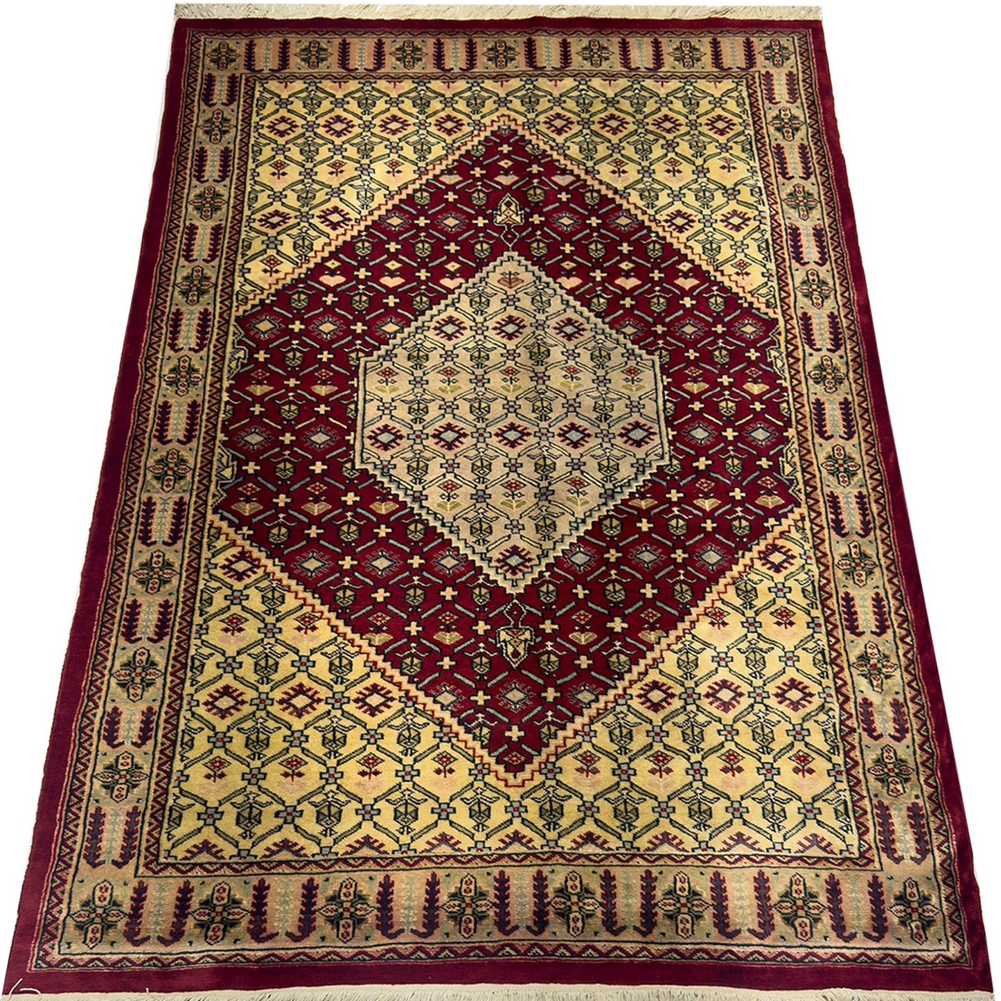 Persian Senneh Rug - 4 x 6 ft