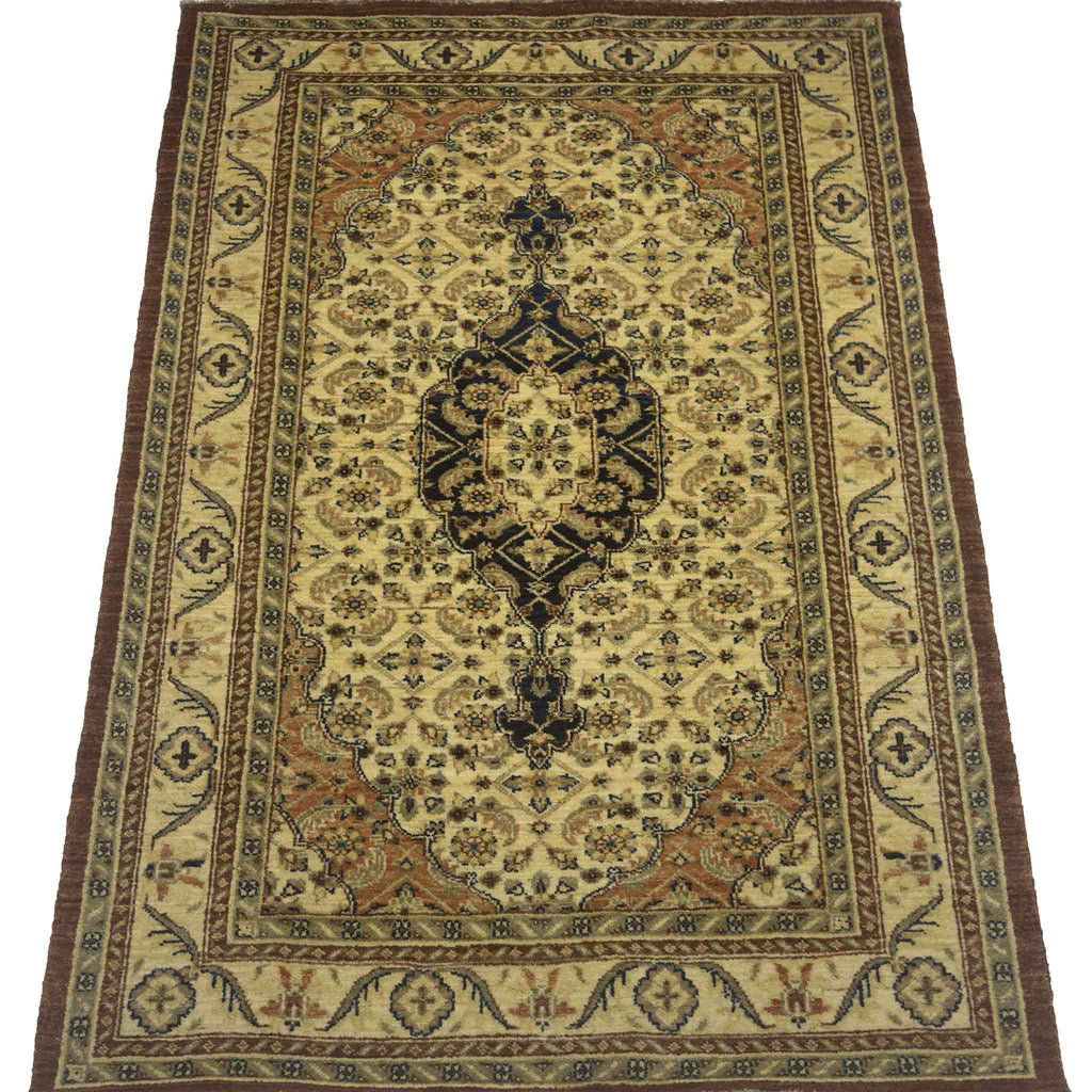 Chobbi Floral Rug - 4 x 6 ft