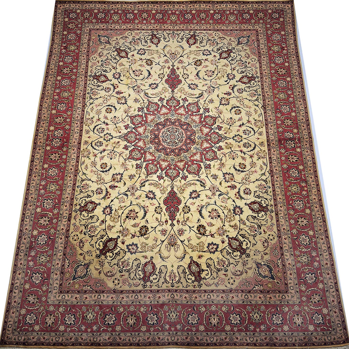 Royal Tabrez Rug - 8 x 11 ft