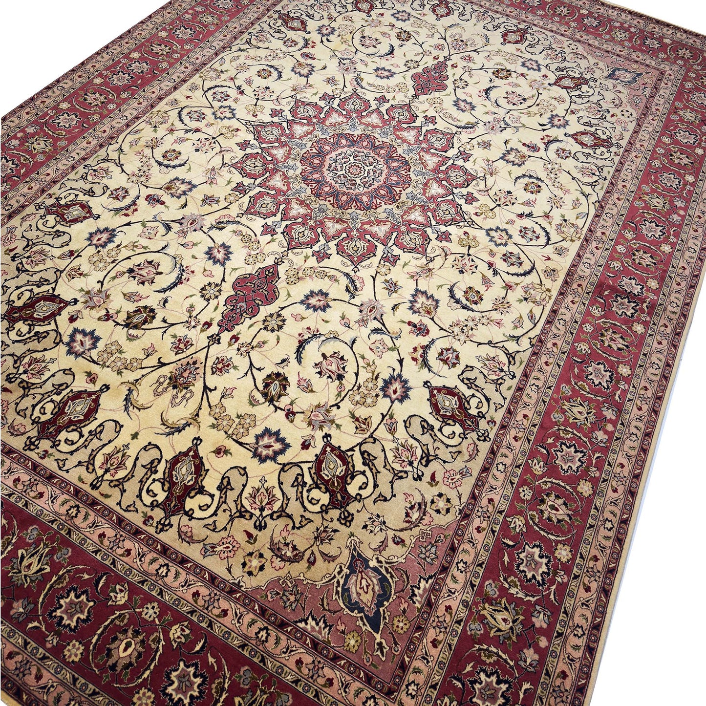 Royal Tabrez Rug - 8 x 11 ft