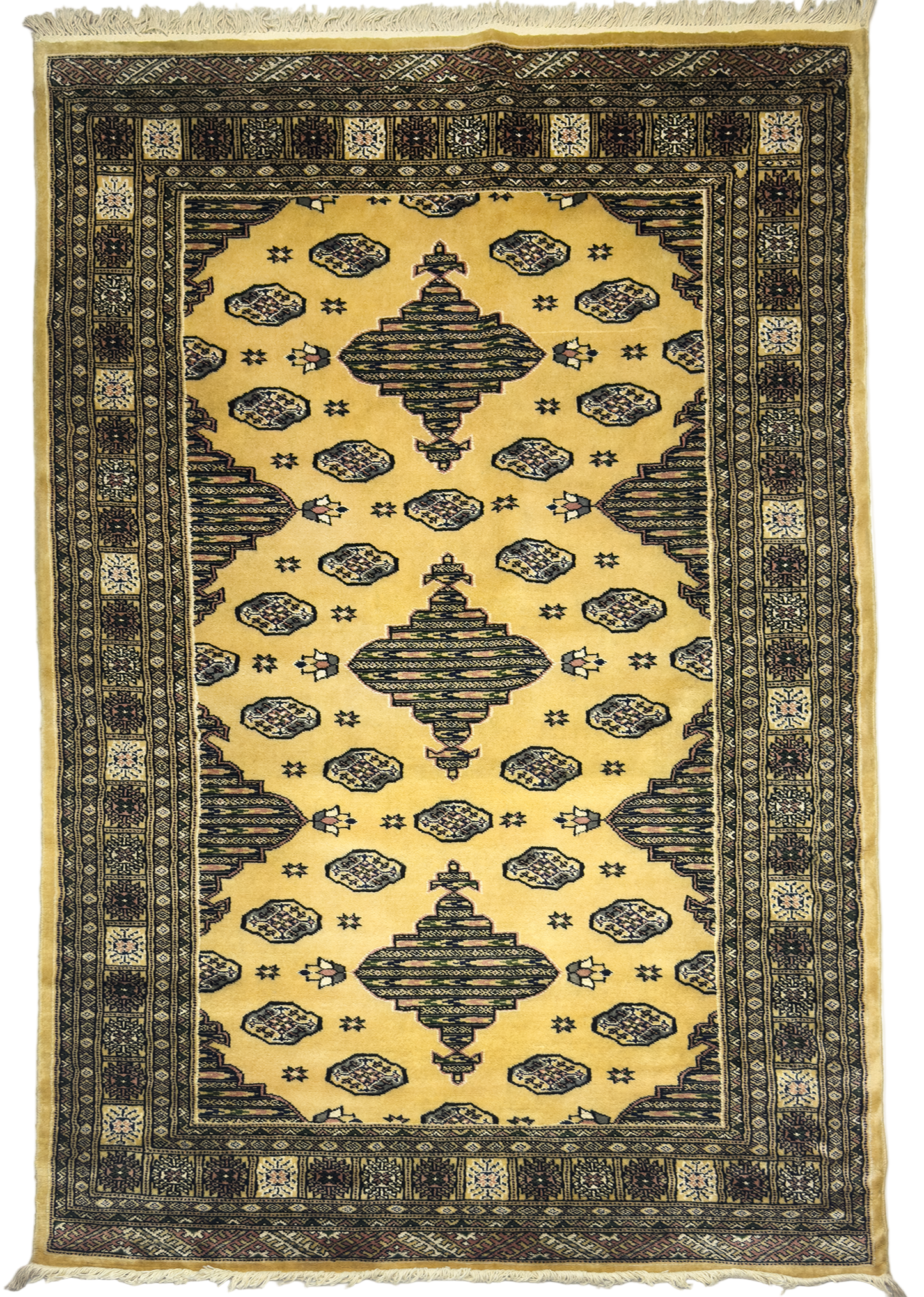 Pak. Bokhara Gul Rug - 4 x 6 ft