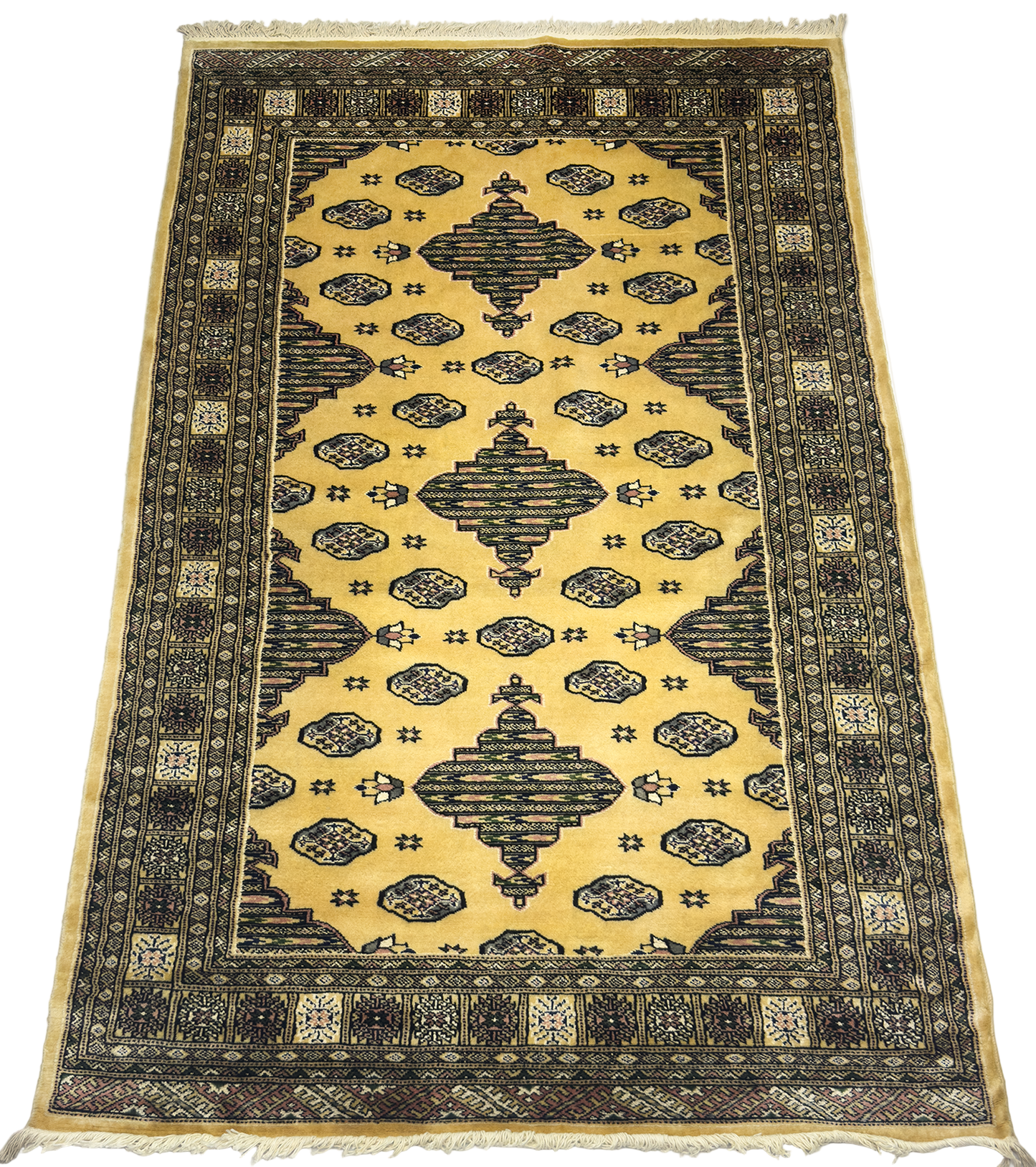 Pak. Bokhara Gul Rug - 4 x 6 ft