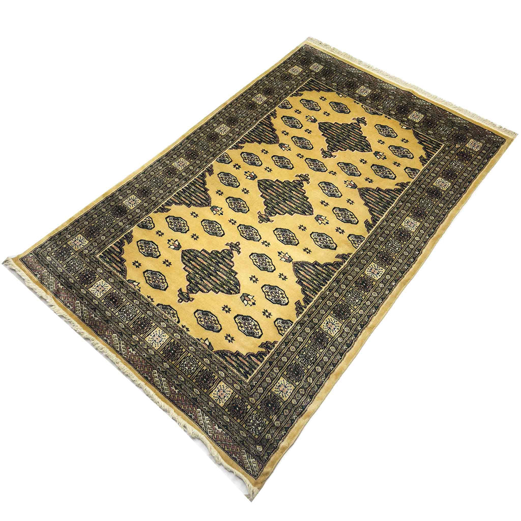 Bokhara Gul Rug - 4 x 6 ft