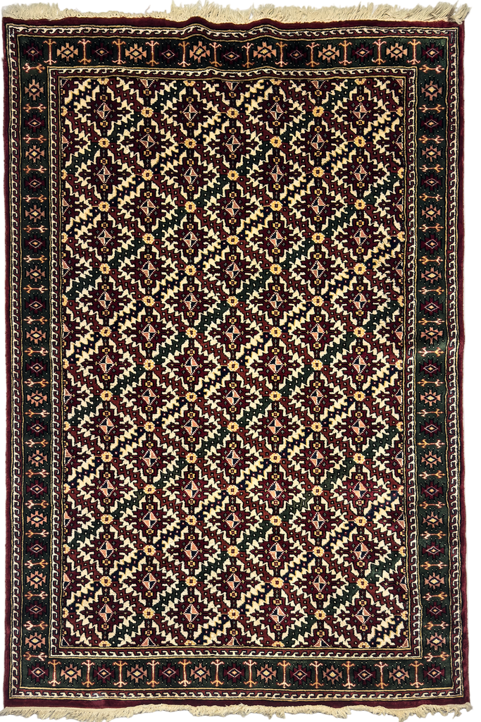 Yamut Bokhara Rug - 4 x 6 ft