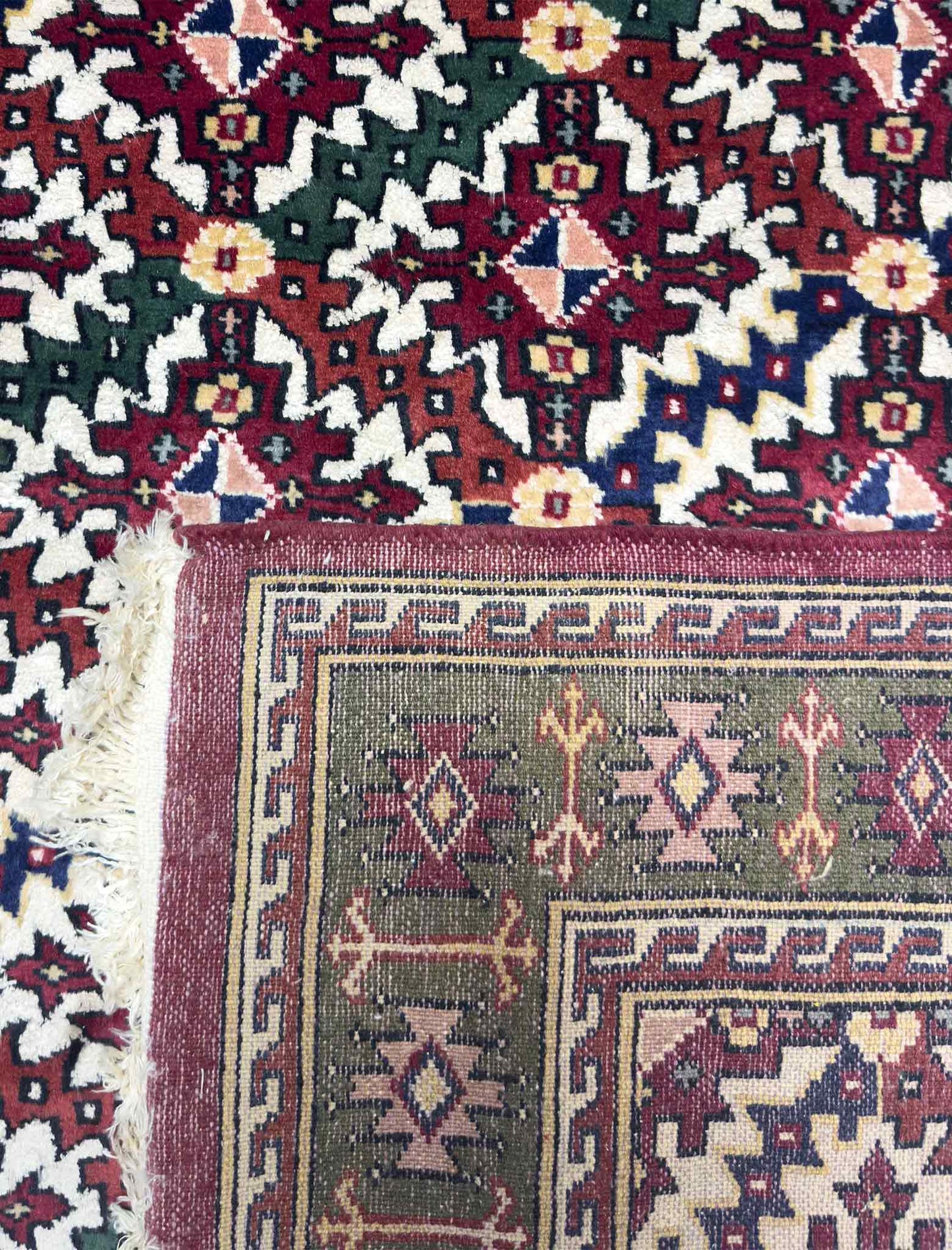Bokhara Yamut Rug - 4 x 6 ft