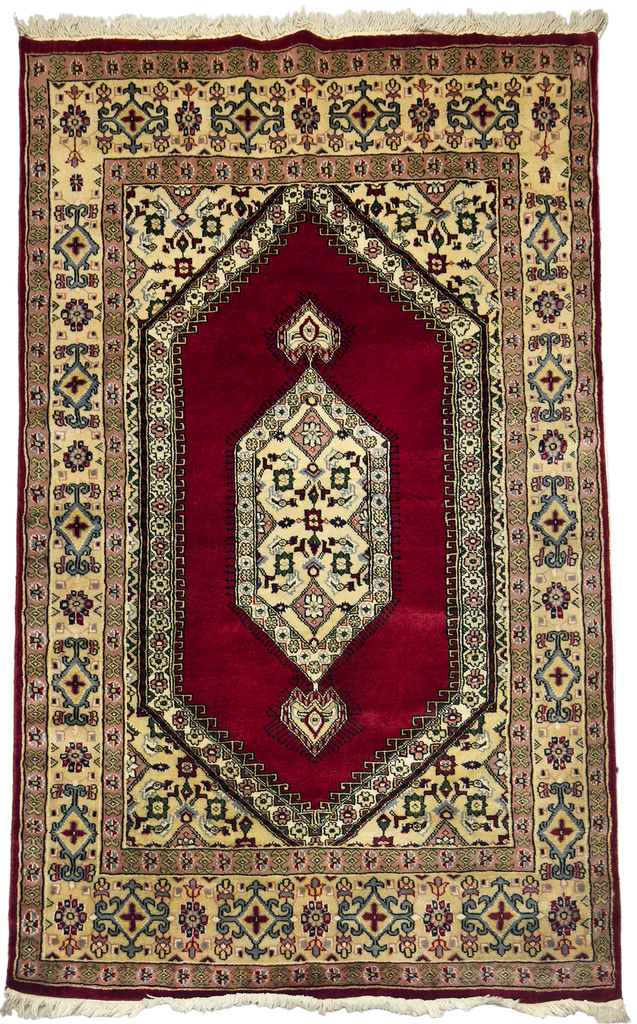 Persian Senneh  Rug - 4 x 6 ft