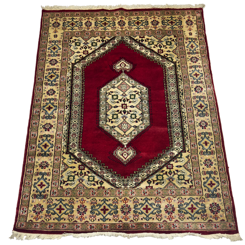 Persian Senneh  Rug - 4 x 6 ft