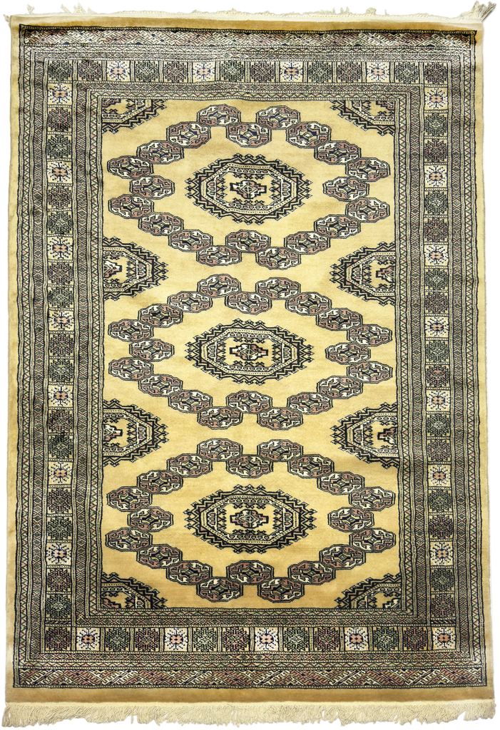 Tekke`Gul Bokhara Rug - 4 x 6 ft