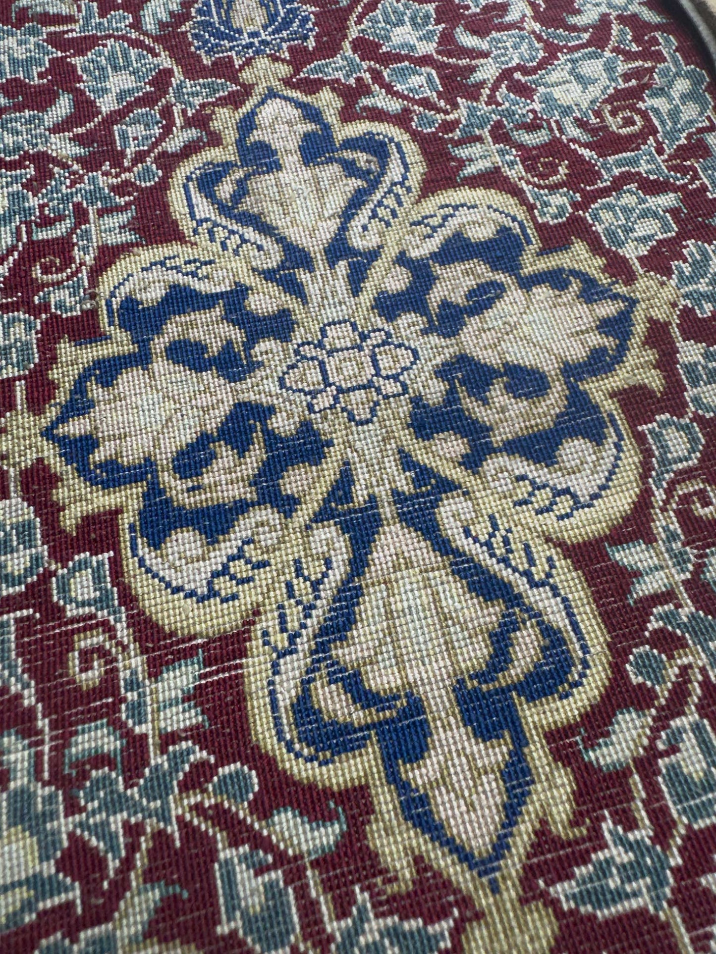 Hanging Qum Silk Rug - 1 x 1