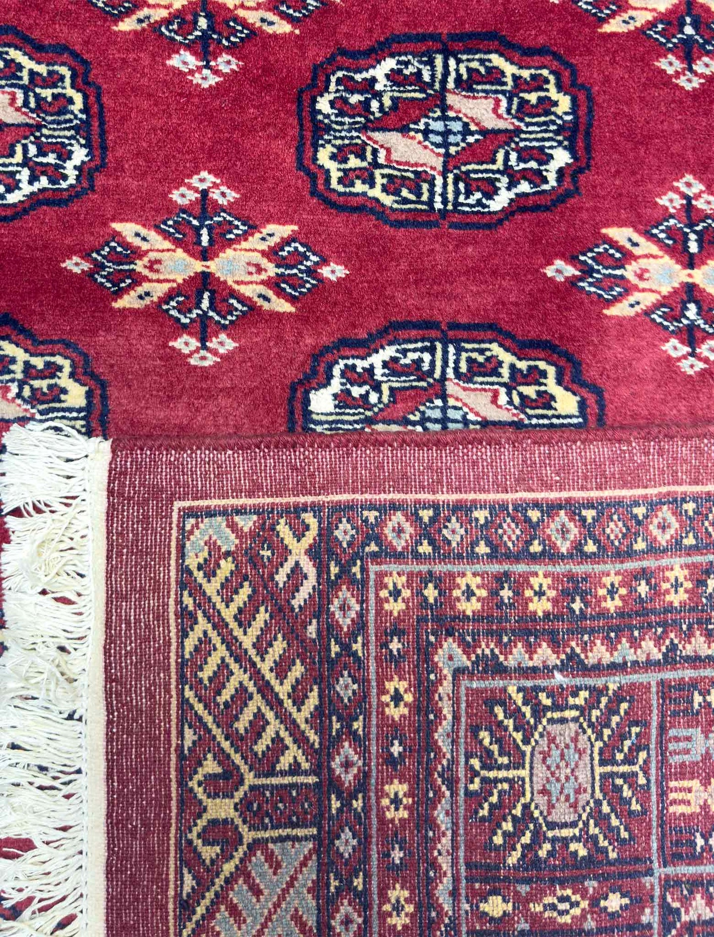 Bokhara Mori Rug - 4 x 6 ft