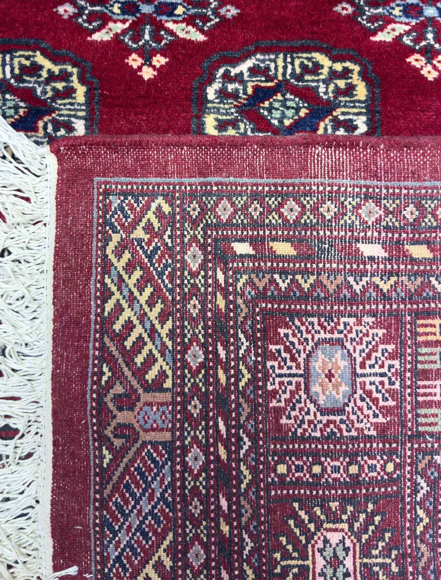 Bokhara Mori Rug - 4 x 6 ft