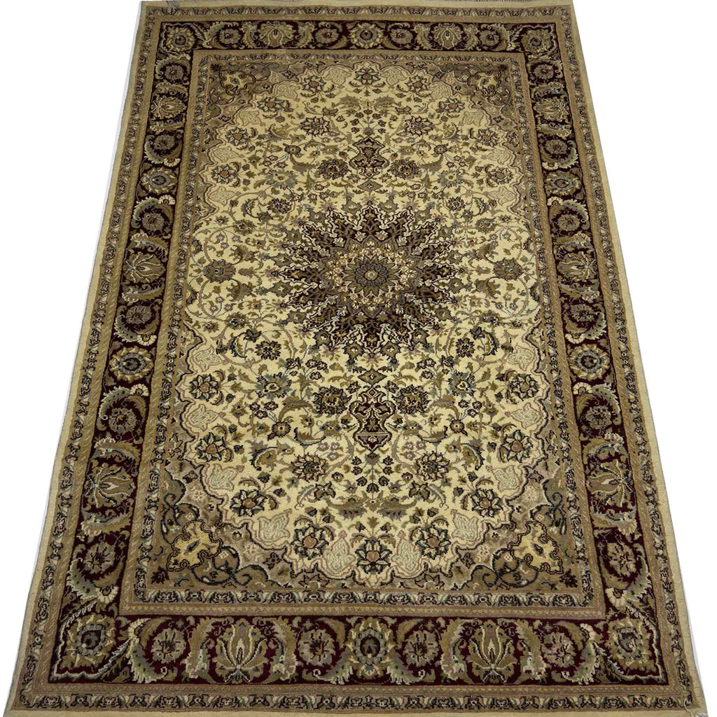 Kashan Medallion Rug - 7 x 4.5 ft