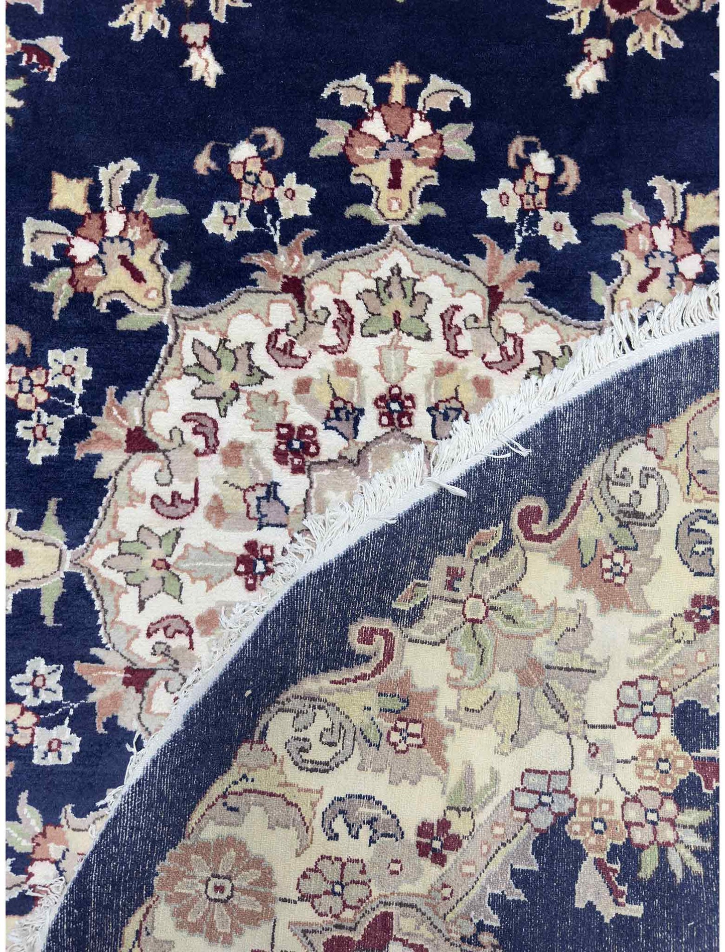 Round Floral Rug - 6 x 6 ft