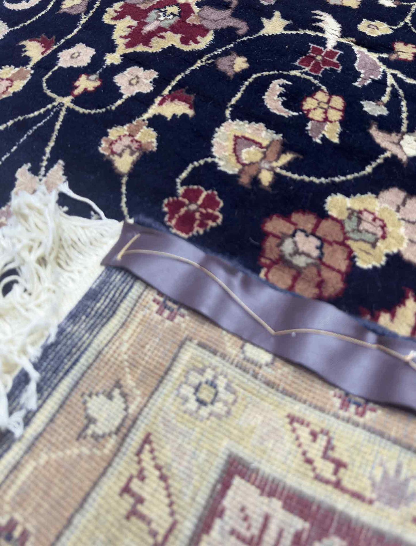 Kashan Floral Rug - 6 x 4 ft