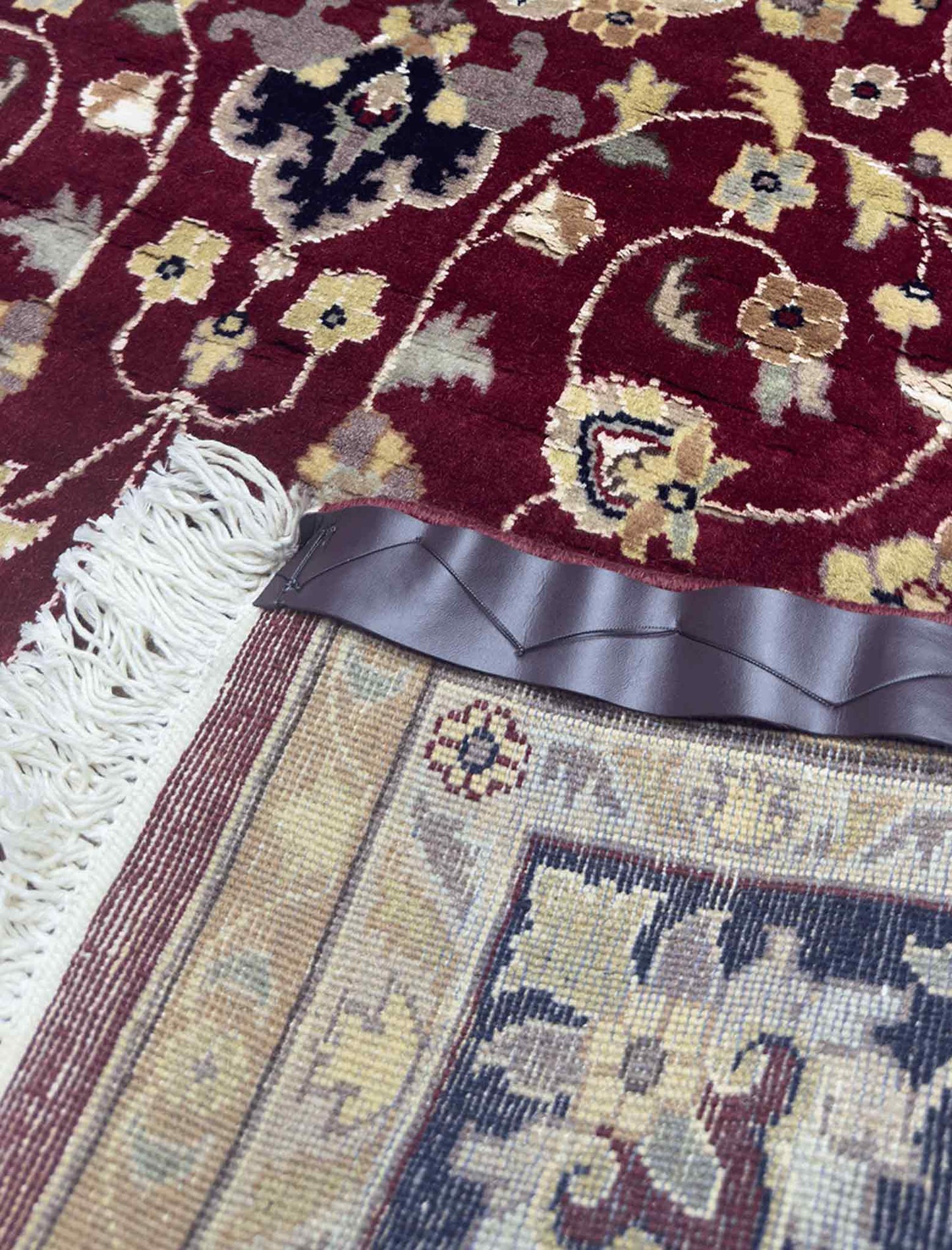 Kashan Floral Rug - 4 x 6 ft
