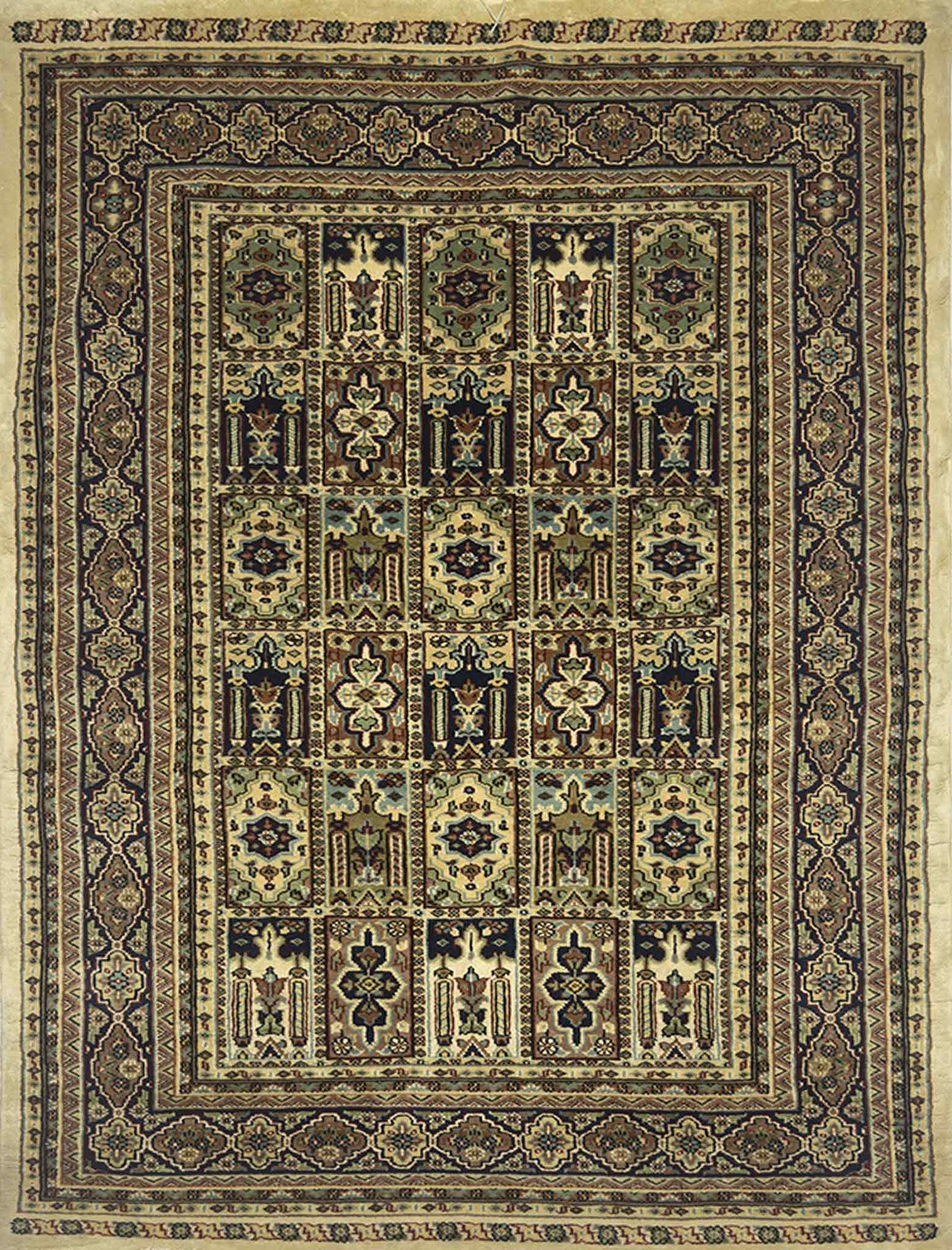Bakhtiari Khesti Rug - 4 x 6 ft