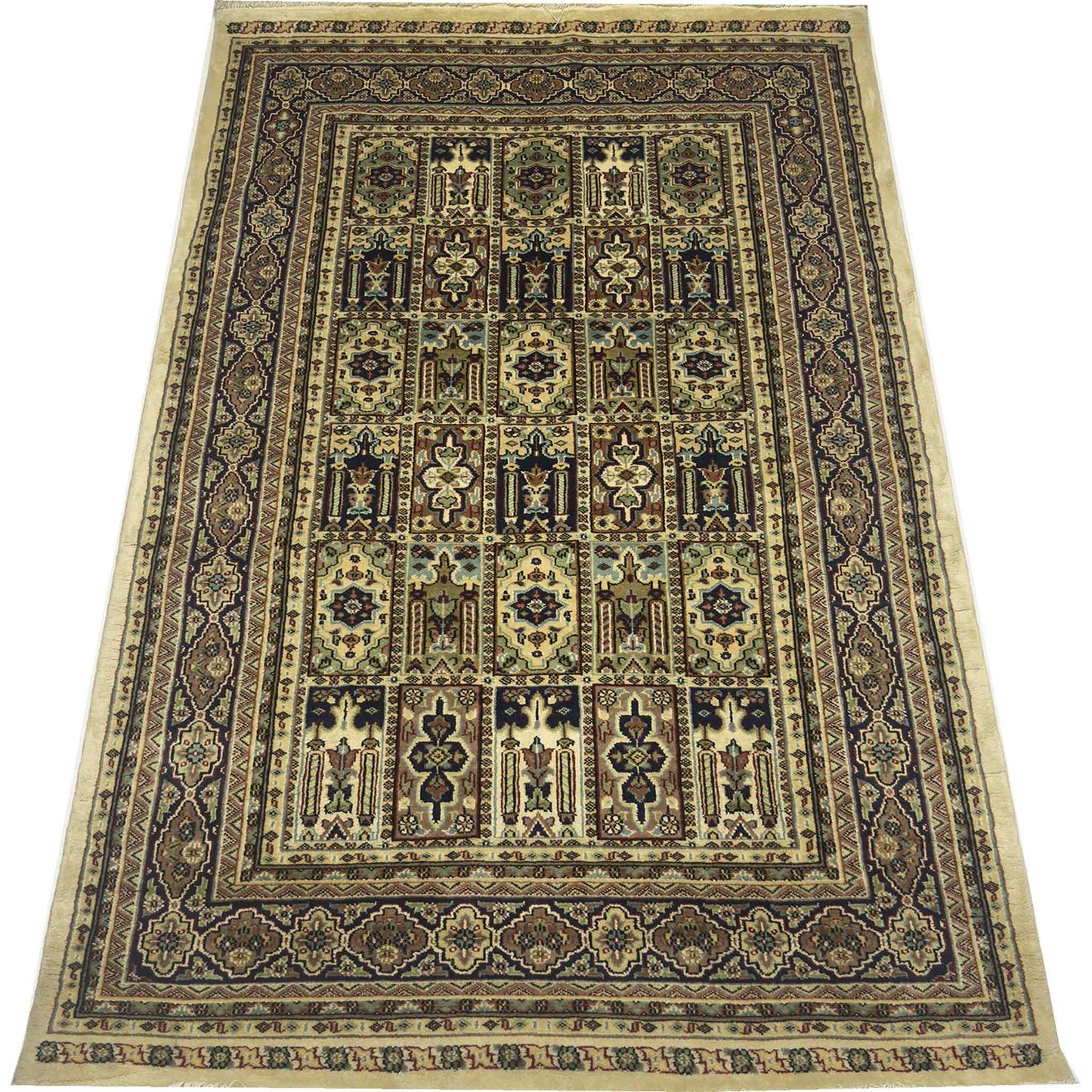 Bakhtiari Khesti Rug - 4 x 6 ft