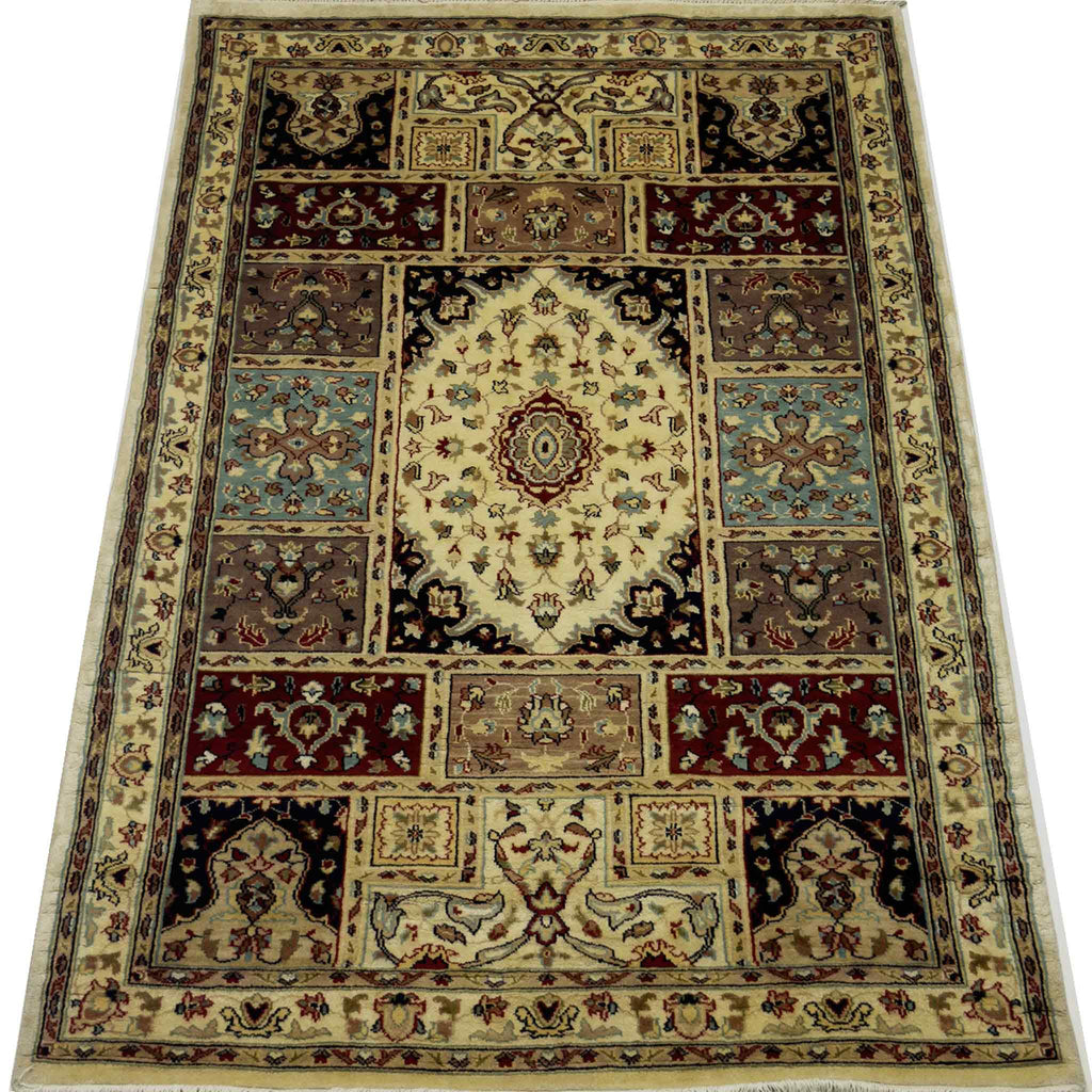 Bakhtiari Khesti Rug - 6 x 4 ft