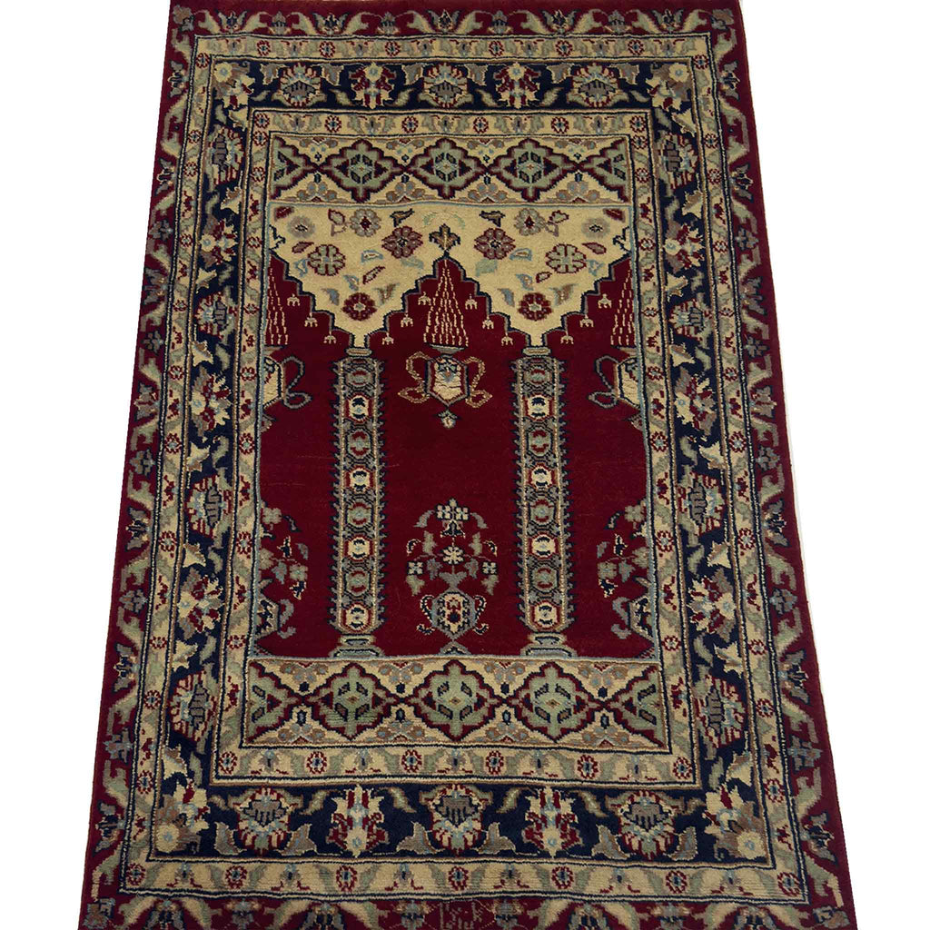 Prayer Rug - 4 x 2.5 ft