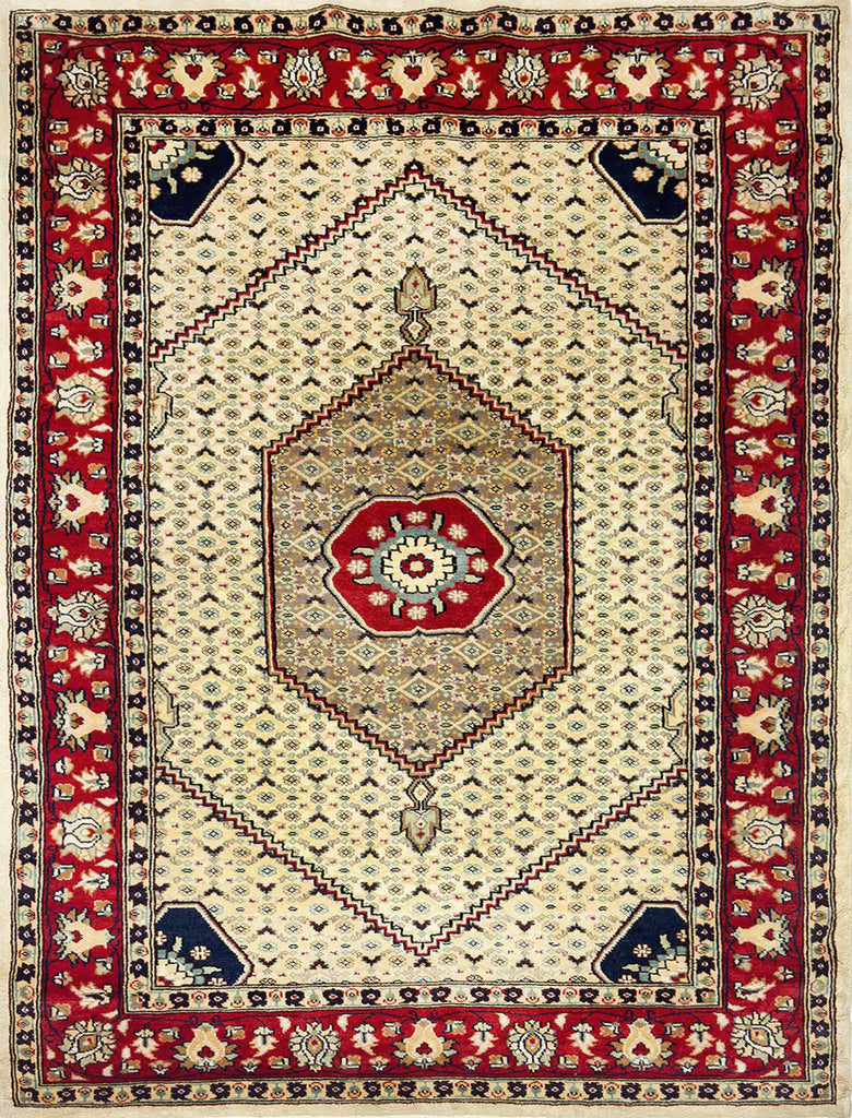 Persian Sennah Rug - 4 x 6 ft