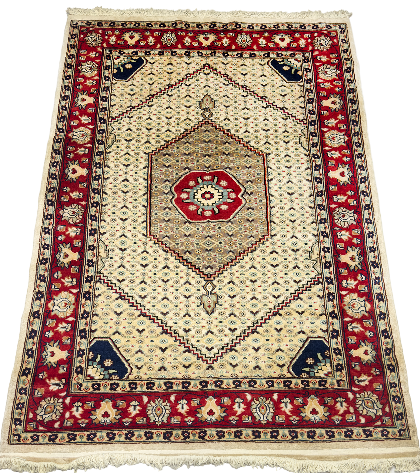 Persian Sennah Rug - 4 x 6 ft