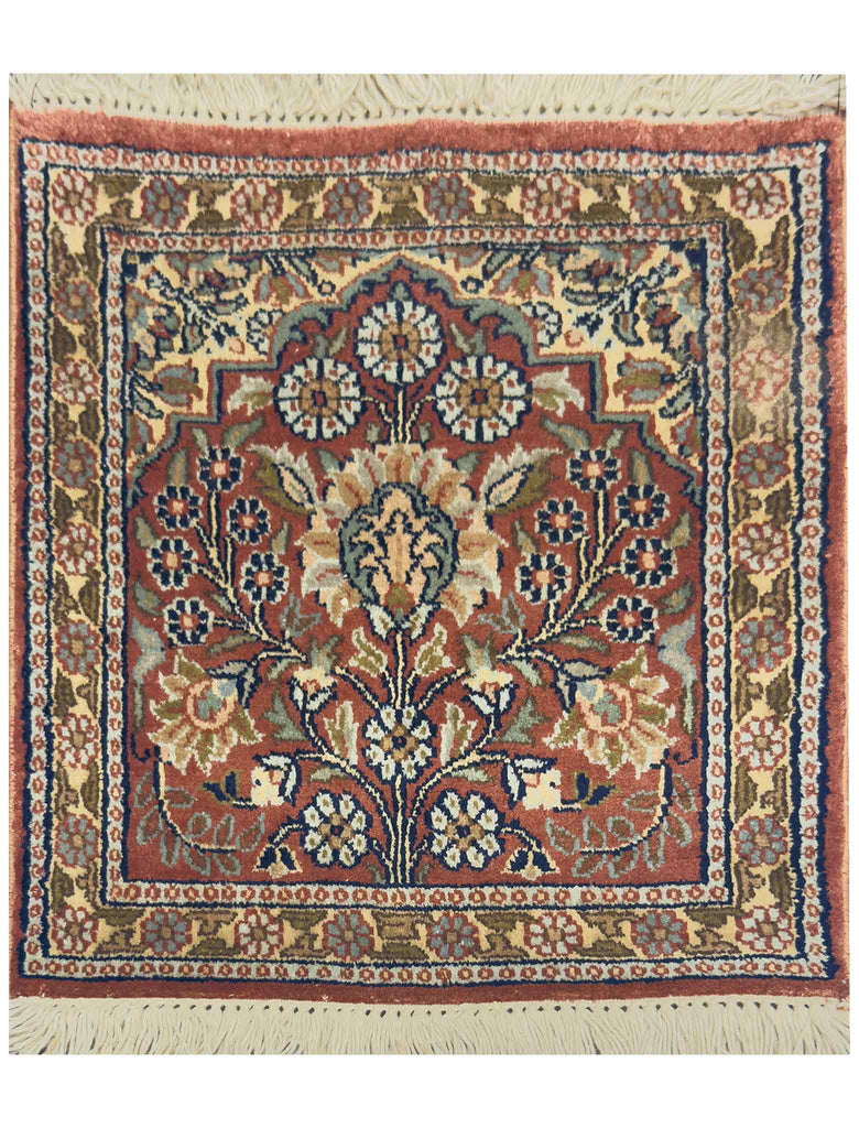 Kashmir Mehrab Rug - 1 x 1 ft
