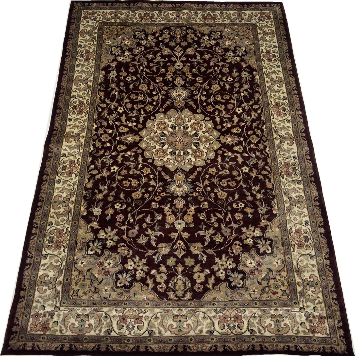 Kashan Floral Rug - 5 x 8 ft