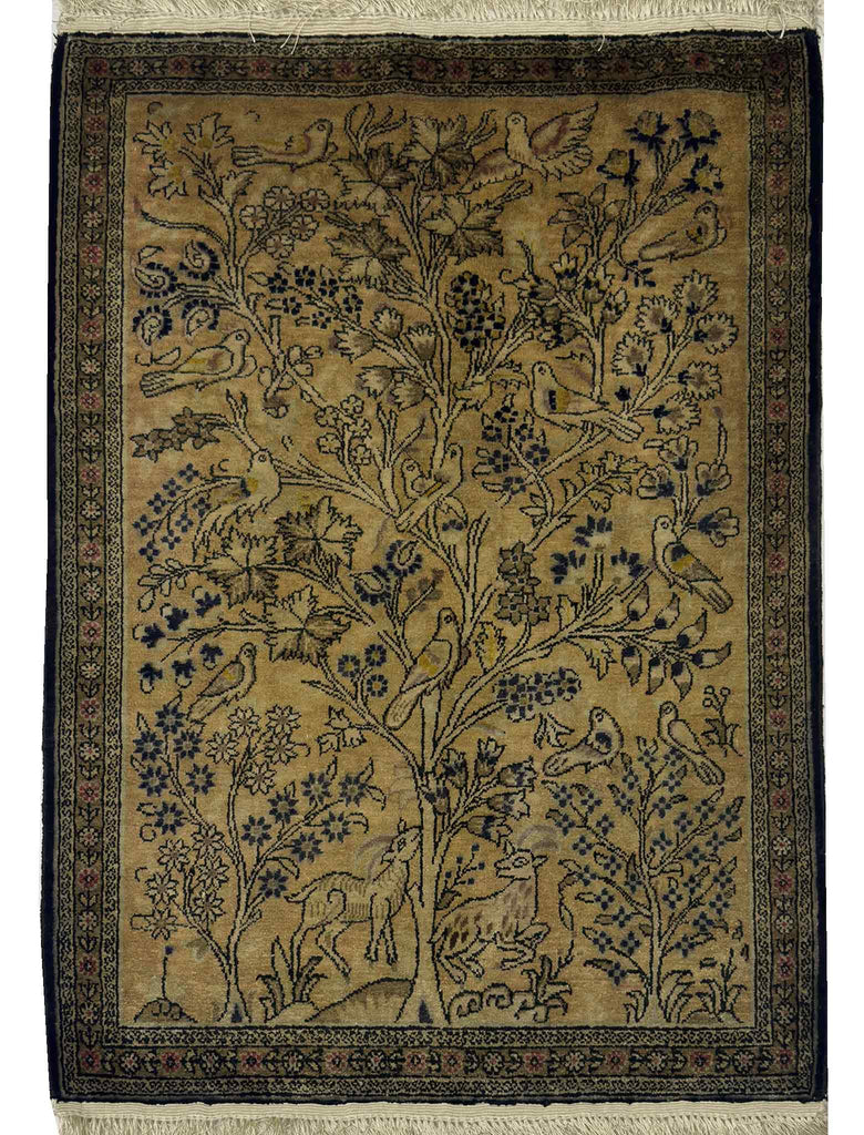 Qum 'Tree of Life Rug' - 2.5 x 2 ft