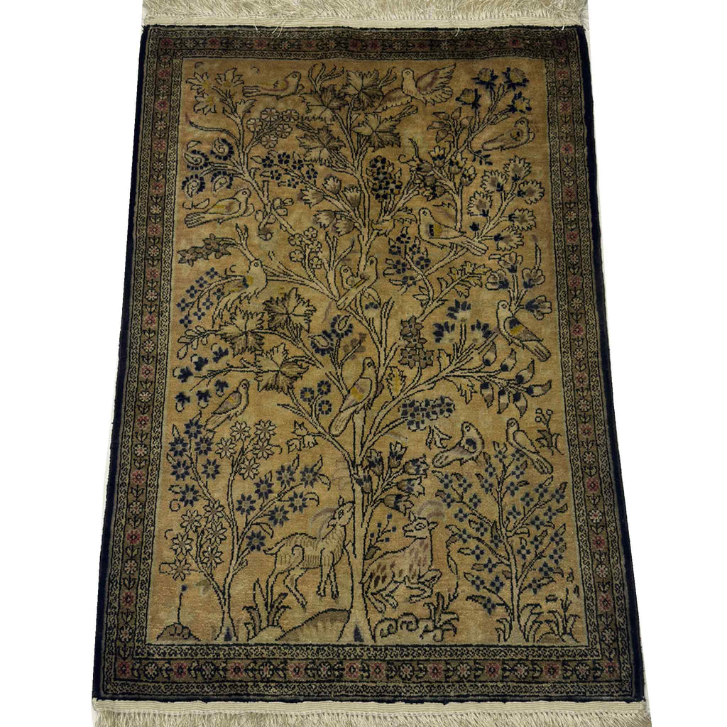 Qum 'Tree of Life Rug' - 2.5 x 2 ft